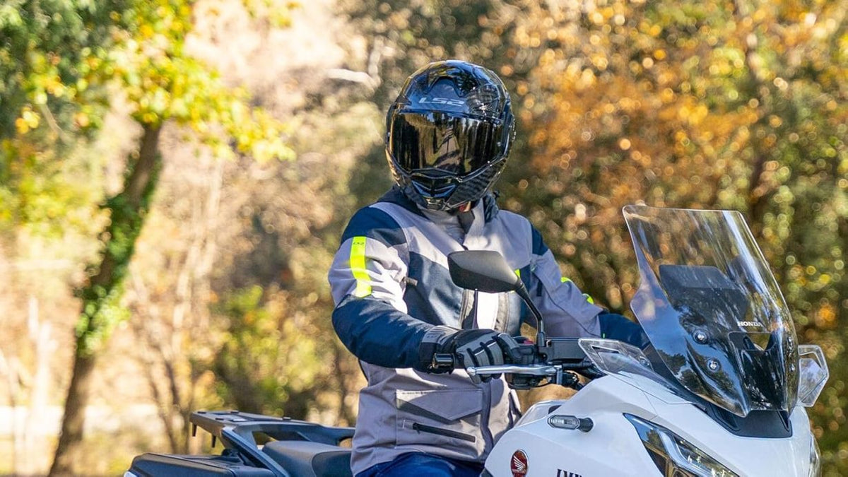 MODULAR MOTORCYCLE BLUETOOTH HELMET LS2 FF901 ADVANT X CARBON Flip Front Dual Visor Touring Motorbike Full Face Crash Helmet with Pre-Fitted LS2 4X Intercom